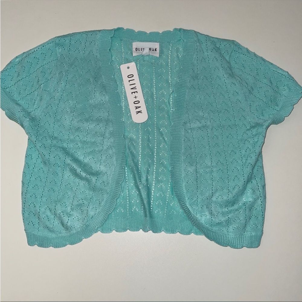 NWT olive & oak open front top M